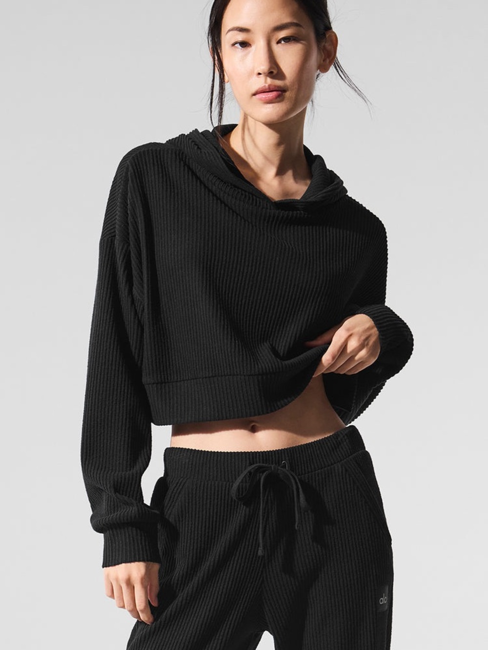 ALO Yoga Muse Hoodie Ribbed Knit Pullover Sweater Hood Cropped Black